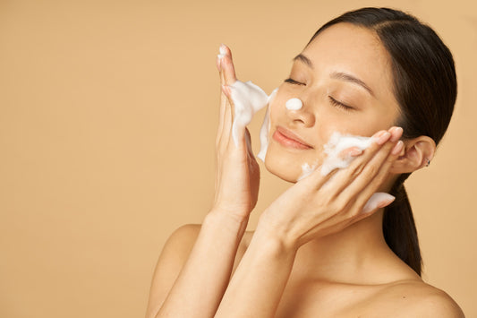 How a Good Face Wash Can Improve Your Skin Health